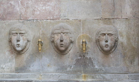 Water Faces Barcelona_